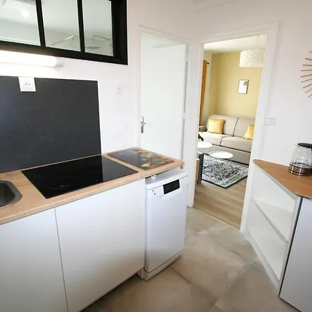 Superb 33m Near The Beach And The Center Apartment