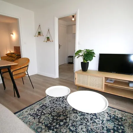 Superb 33m Near The Beach And The Center Apartment *